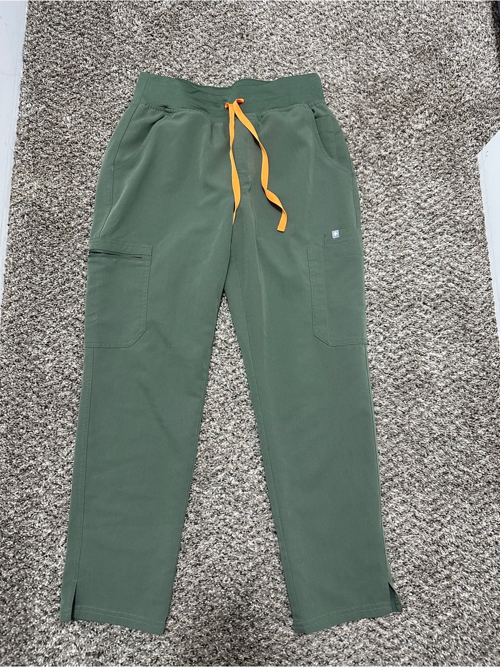 Figs scrub pants